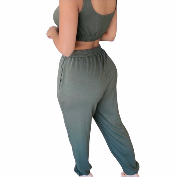 la luxe Pants - OOTD Fash Olive green lightweight jogger pant & tank set size L